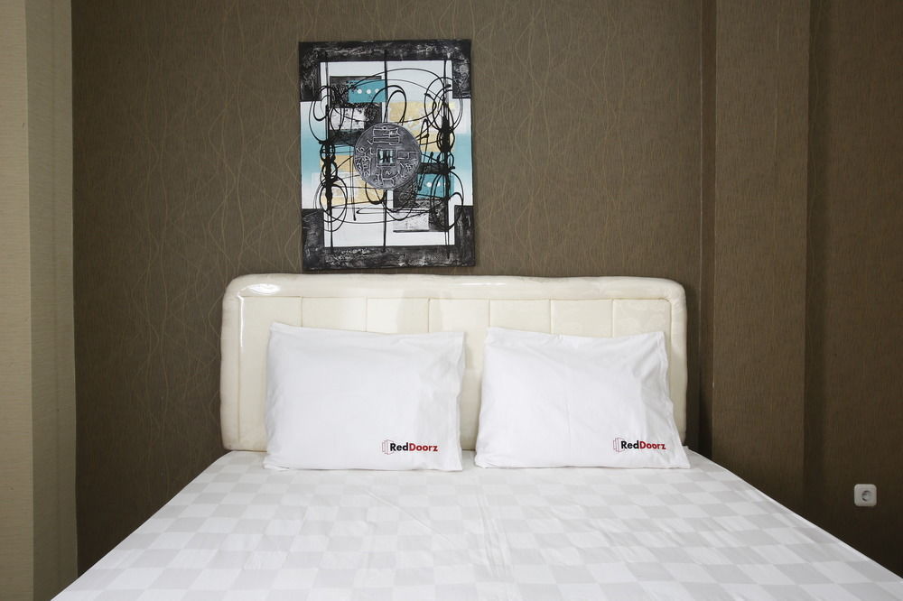 Reddoorz Near Cilandak Town Square Hotel Jakarta Exterior foto