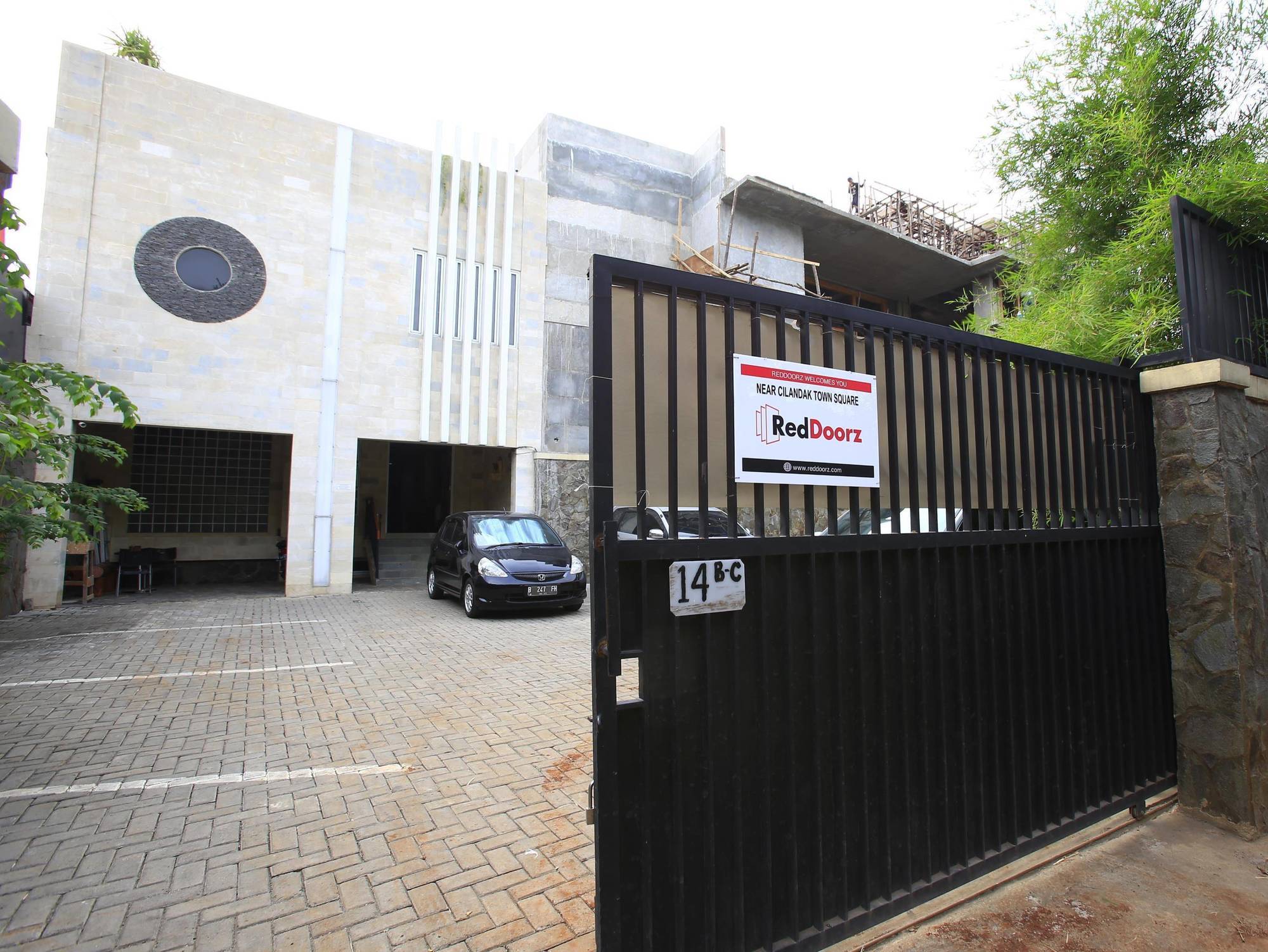 Reddoorz Near Cilandak Town Square Hotel Jakarta Exterior foto